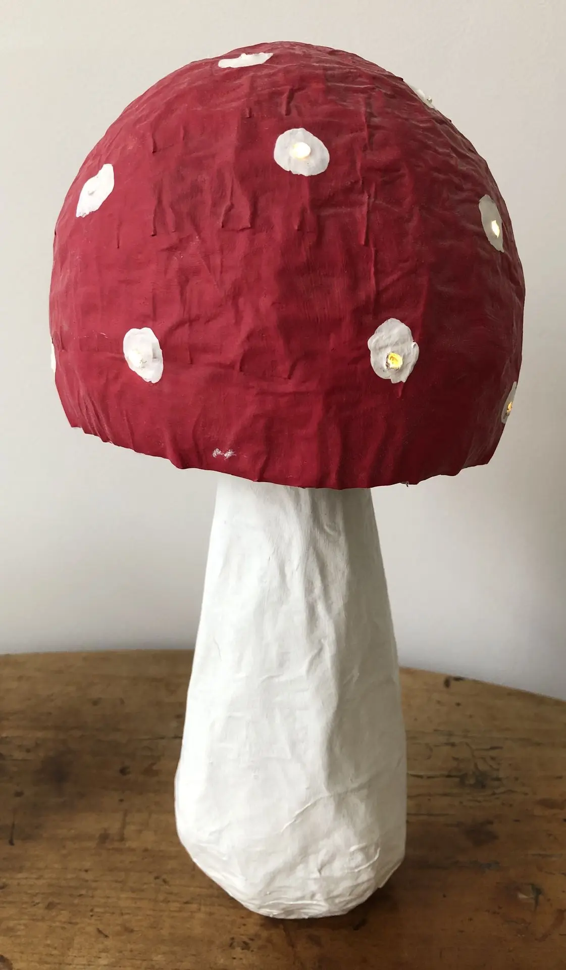 Champignon en papier maché